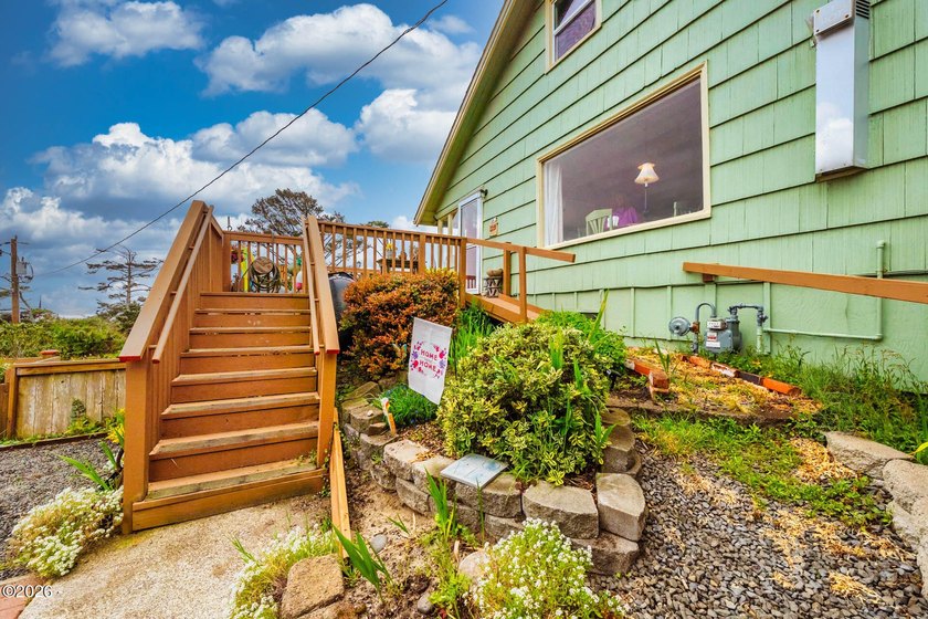 Mid-town beauty with large decks and ocean and surf views from - photo 42