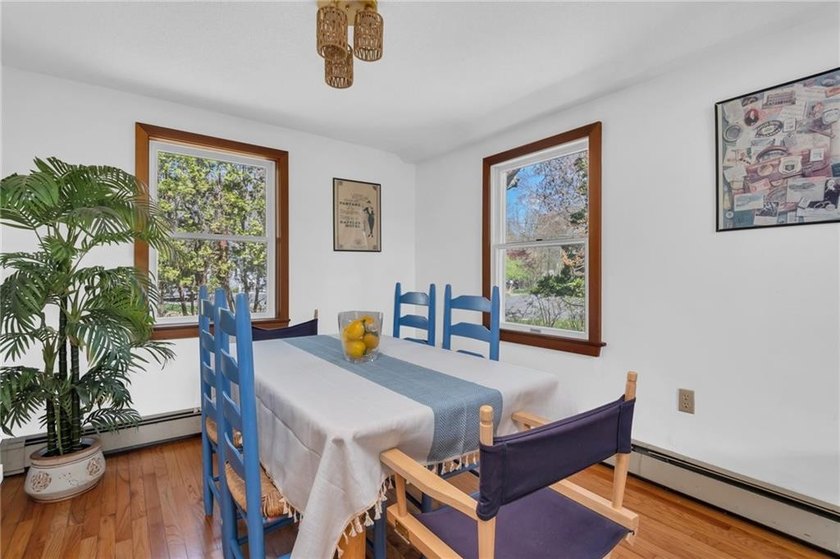 Rare opportunity to own in Bonnet Shores for under $1 million - photo 5