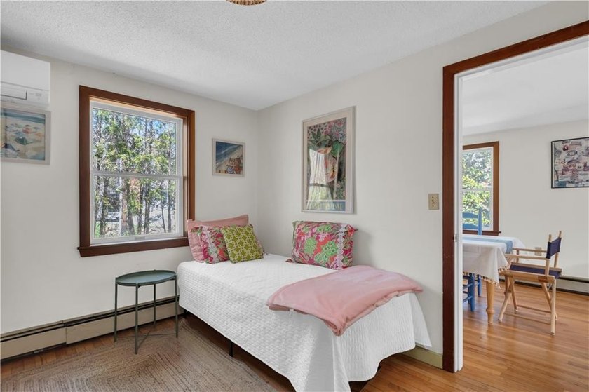 Rare opportunity to own in Bonnet Shores for under $1 million - photo 7