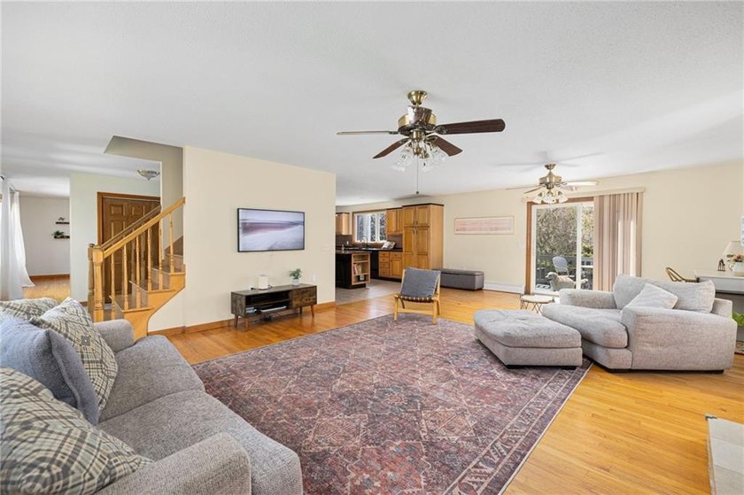 Nestled at the end of a quiet cul-de-sac in desirable North - photo 3