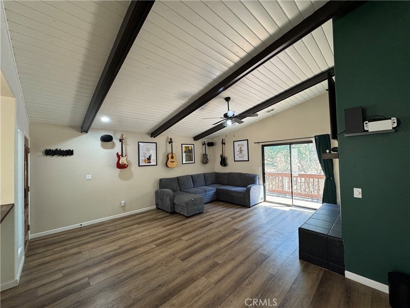 2529 Captains Walk - photo 18