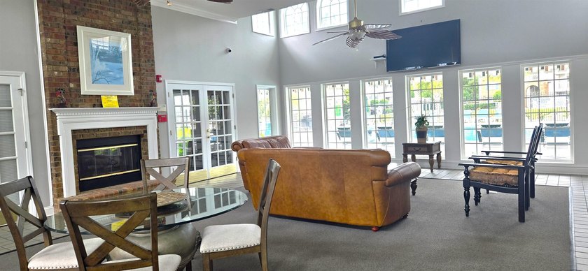Live your best *beach life* in this like new, updated 2 - photo 8