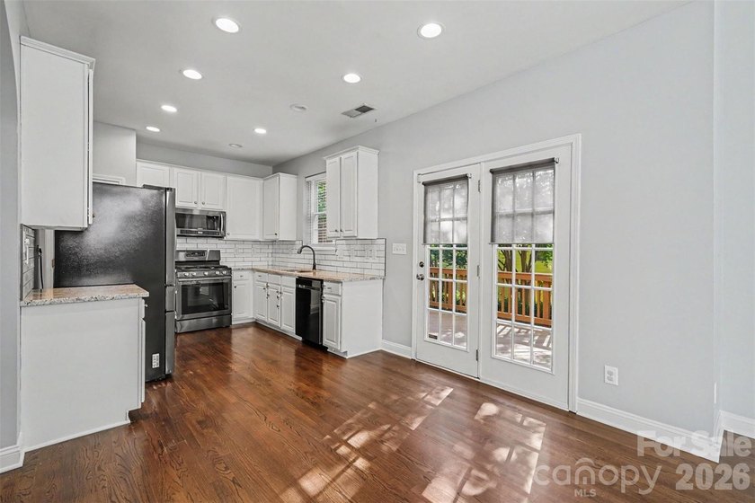 Welcome to this beautiful home in the highly sought-after - photo 19