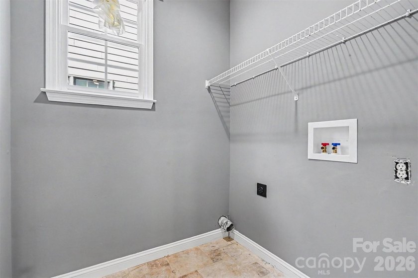 Welcome to this beautiful home in the highly sought-after - photo 25