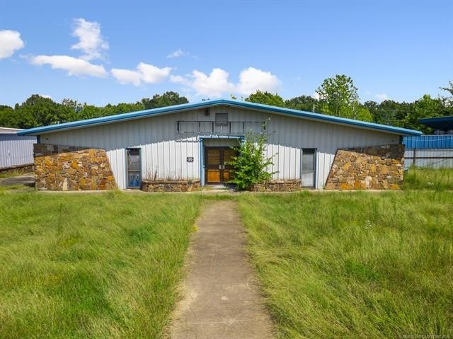 Former Grant School property now available to purchase and take - photo 5