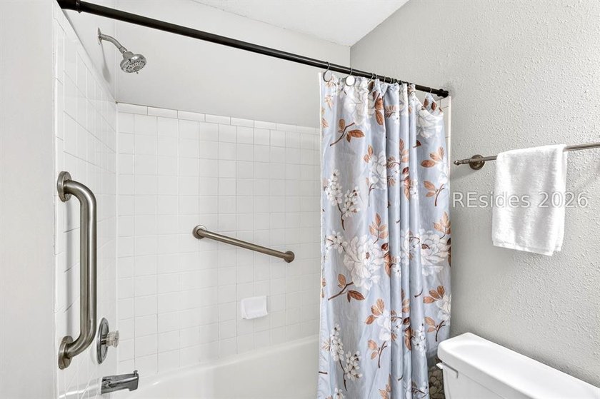 Enjoy carefree living in this beautifully updated first-floor - photo 36