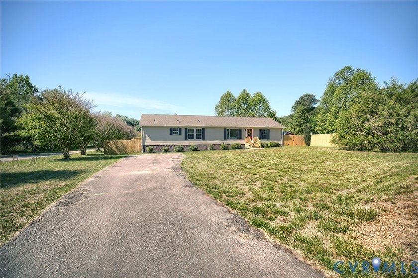 Welcome to 9424 Marlfied Road, featuring a gorgeous - photo 3