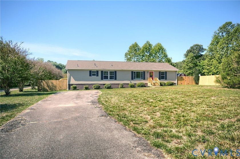 Welcome to 9424 Marlfied Road, featuring a gorgeous - photo 4