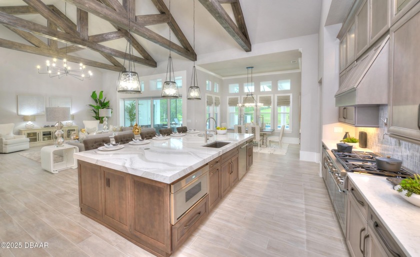 Stunning Builder's Model Home for Sale in Plantation Bay. Parade - photo 8
