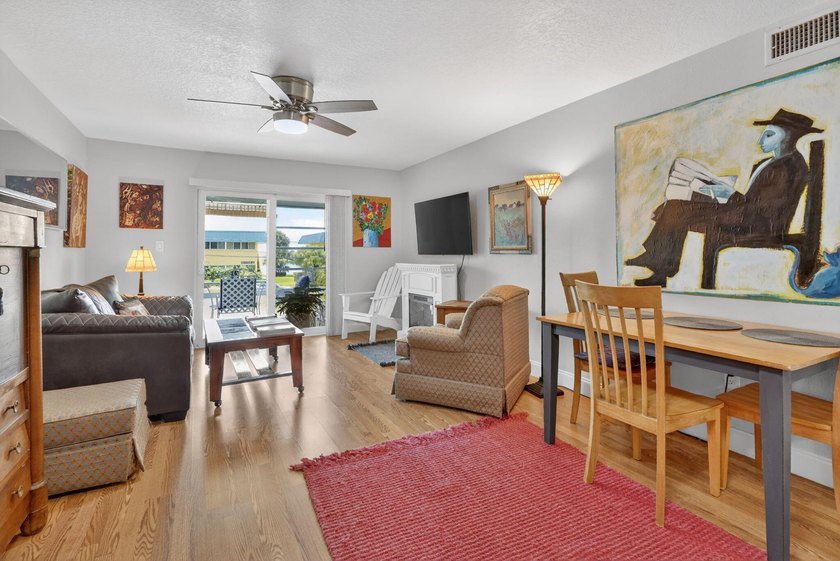 This beautifully updated 2 bedroom, 1 bath condo offers the - photo 11