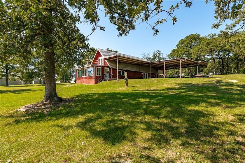 Newly renovated Lake Limestone waterfront home with 210+ feet of - photo 20