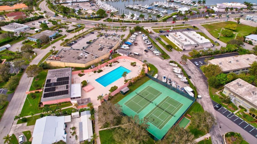 This beautifully updated 2 bedroom, 1 bath condo offers the - photo 20