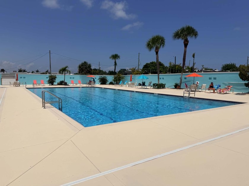 This beautifully updated 2 bedroom, 1 bath condo offers the - photo 22