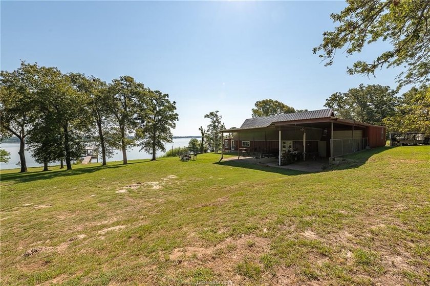 Newly renovated Lake Limestone waterfront home with 210+ feet of - photo 23