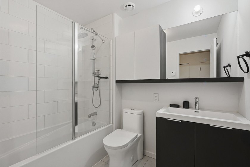 Condo 1 chambre construit en 2020, situe dans le quartier - photo 23