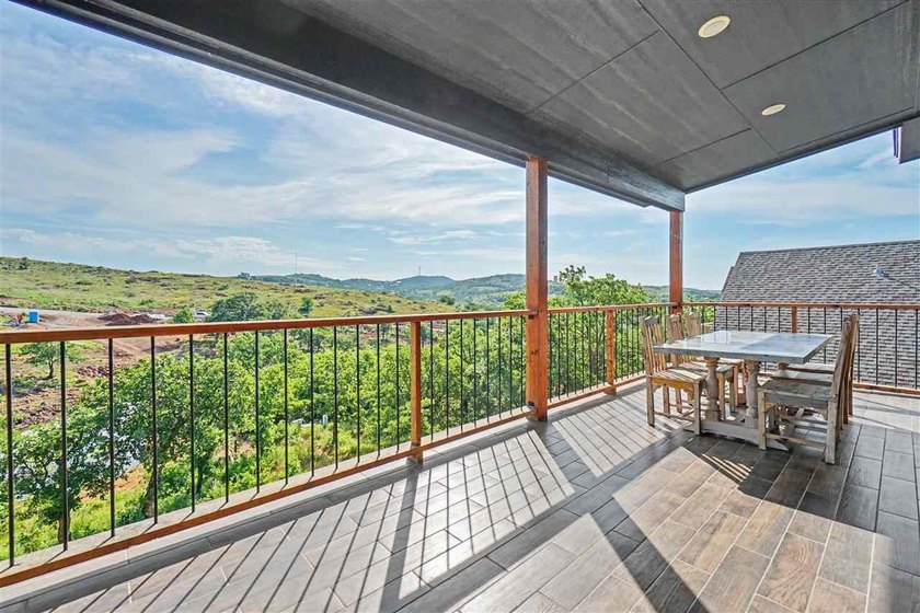 Nestled in the foothills of the Wichita Mountains, this - photo 25
