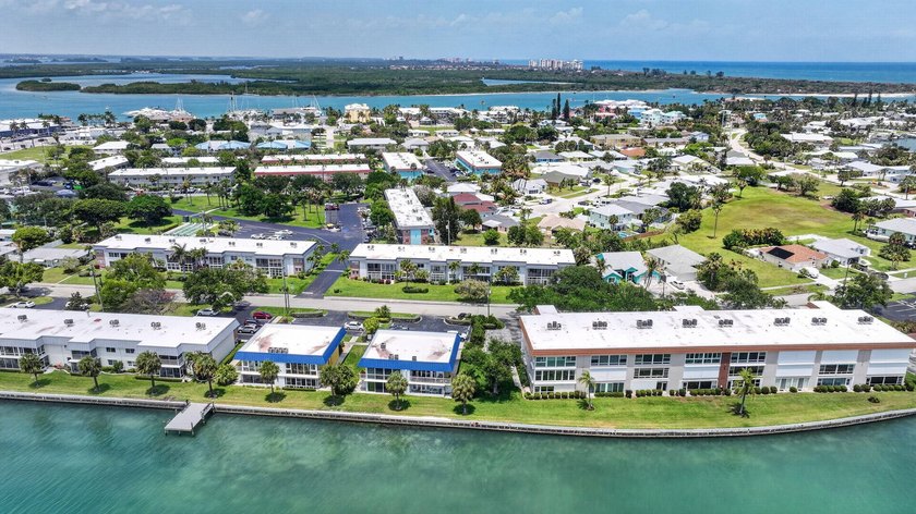 This beautifully updated 2 bedroom, 1 bath condo offers the - photo 35
