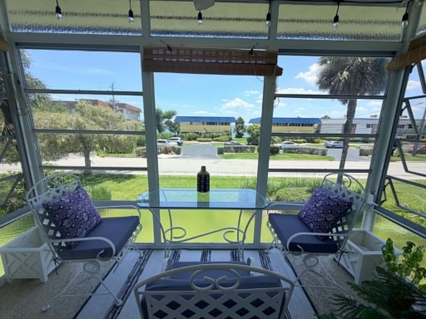 This beautifully updated 2 bedroom, 1 bath condo offers the - photo 44