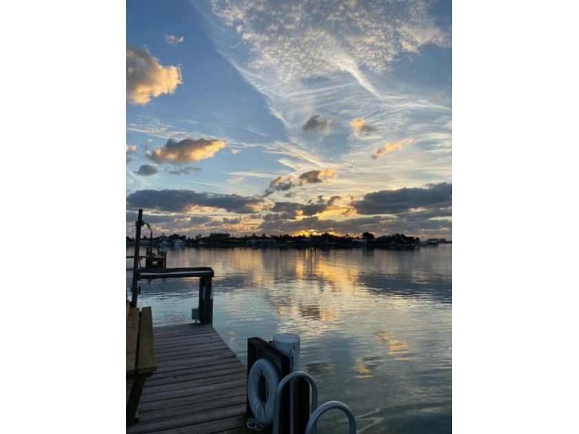 This beautifully updated 2 bedroom, 1 bath condo offers the - photo 45