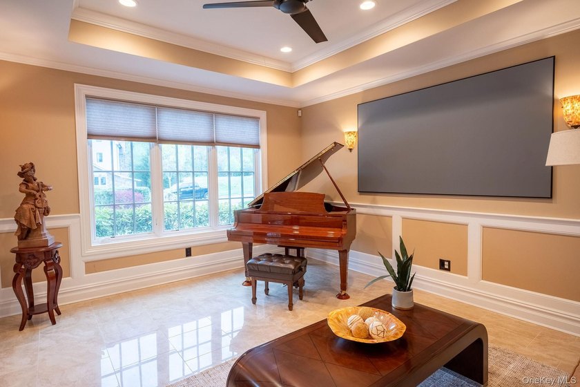 Gorgeous Colonial Style Home Nestled In A Secure And Exclusive - photo 17