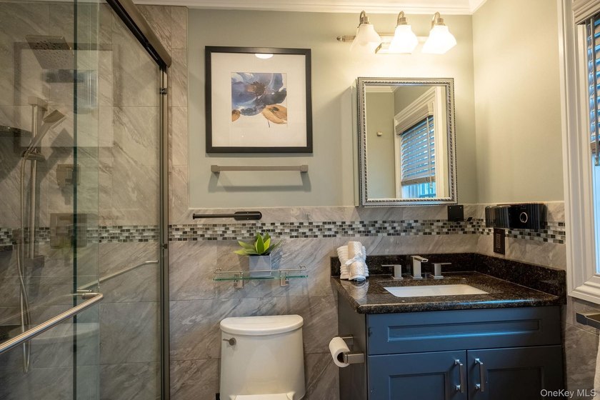Gorgeous Colonial Style Home Nestled In A Secure And Exclusive - photo 34