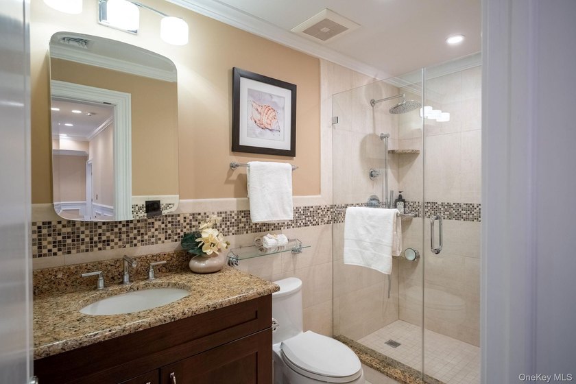 Gorgeous Colonial Style Home Nestled In A Secure And Exclusive - photo 38