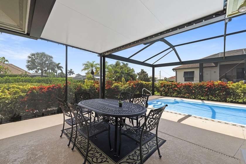 Location, location this 3 bedroom 2 bath home is centrally - photo 22