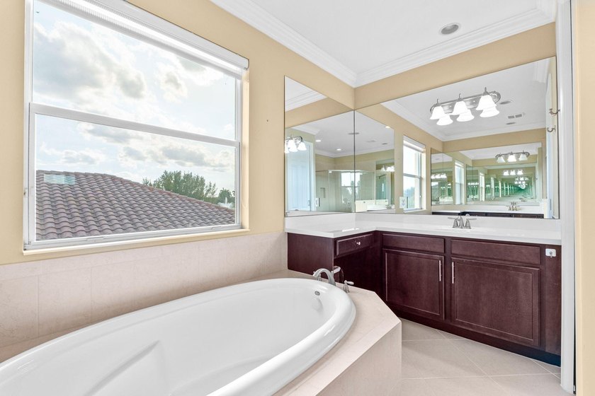 Live large, save big, and enjoy the view. Built in 2014 by Minto - photo 30