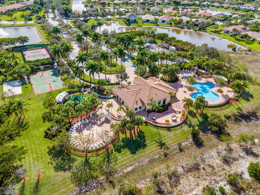 Live large, save big, and enjoy the view. Built in 2014 by Minto - photo 43