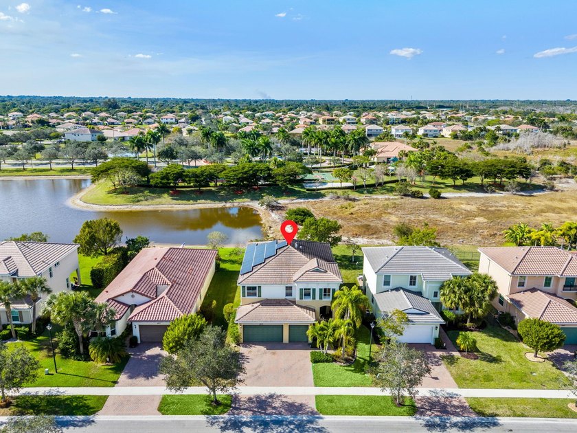 Live large, save big, and enjoy the view. Built in 2014 by Minto - photo 45