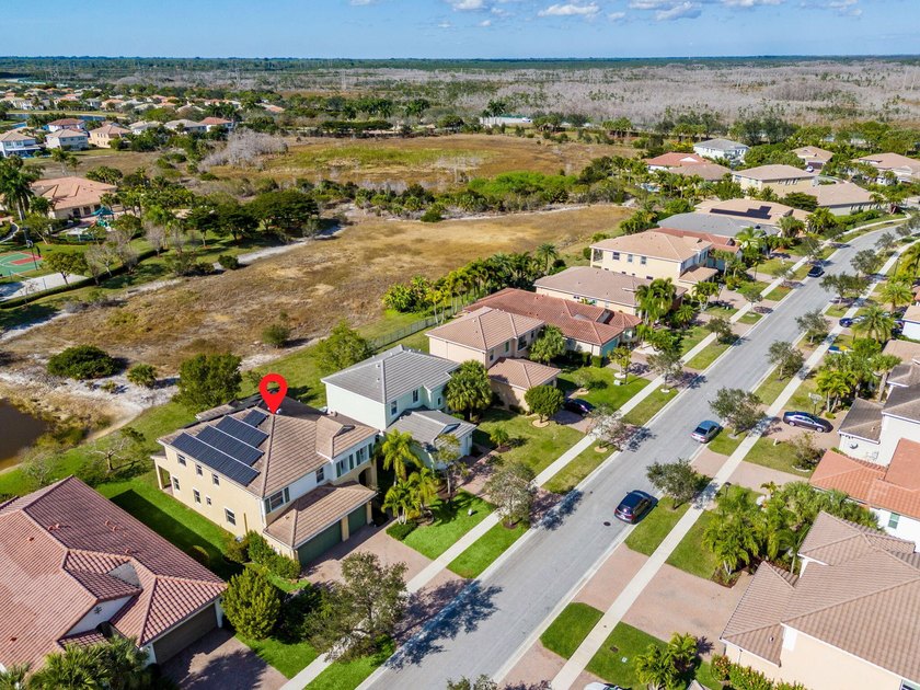 Live large, save big, and enjoy the view. Built in 2014 by Minto - photo 47