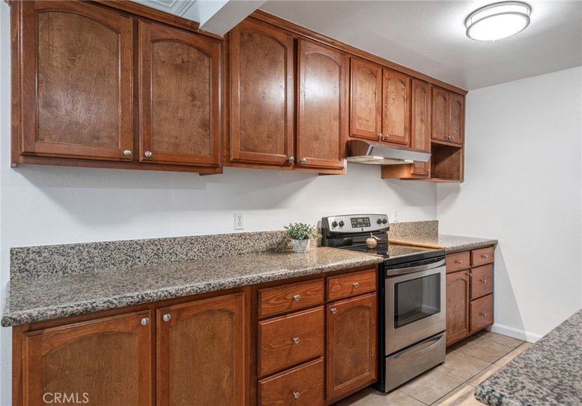 This RARE affordable corner townhome unit nestled in Miraleste - photo 10