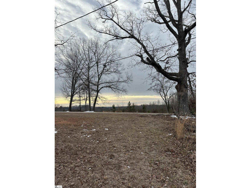 Beautiful 3.25 acre homesite offering privacy and space to build - photo 14