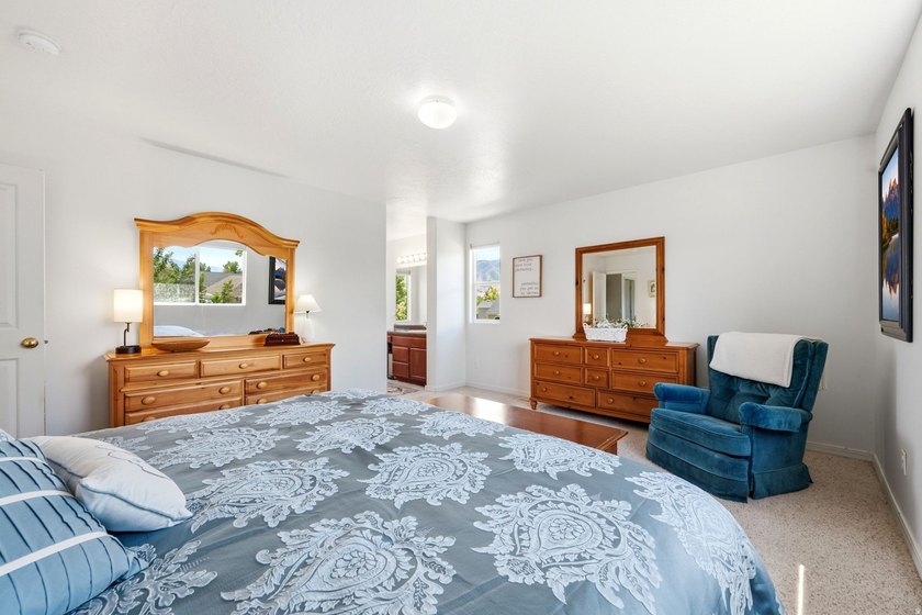 Welcome to this beautiful 3-bedroom, 2.5-bath home tucked away - photo 17