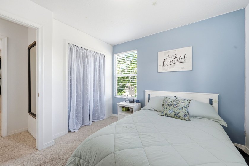 Welcome to this beautiful 3-bedroom, 2.5-bath home tucked away - photo 24