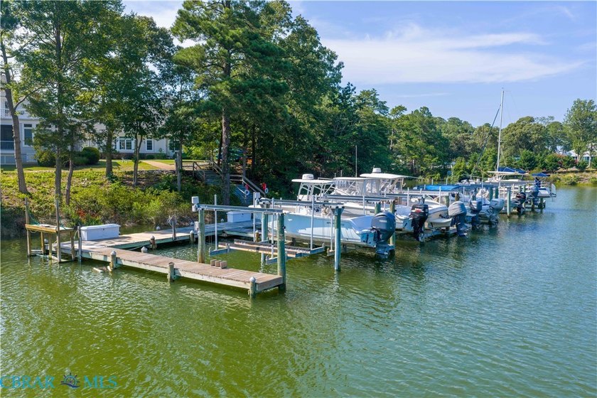 this waterfront condo has one of the best views in Chesapeake - photo 15