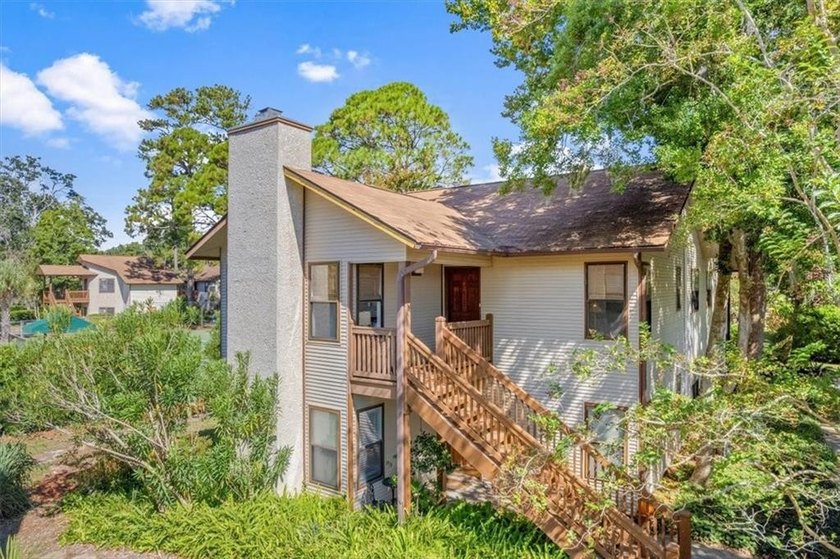 Turnkey, fully furnished, and beautifully renovated-welcome to - photo 33