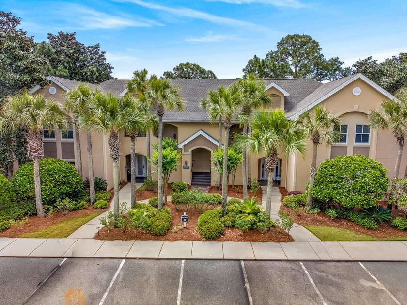 Beautifully updated and offered fully furnished, this spacious - photo 44