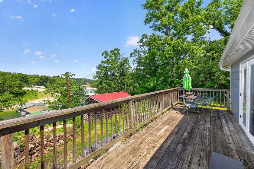 Charming cottage in the Herrington lake area with deeded - photo 4