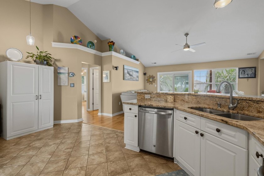 Welcome home to a well maintained three bedroom, two bath home - photo 4