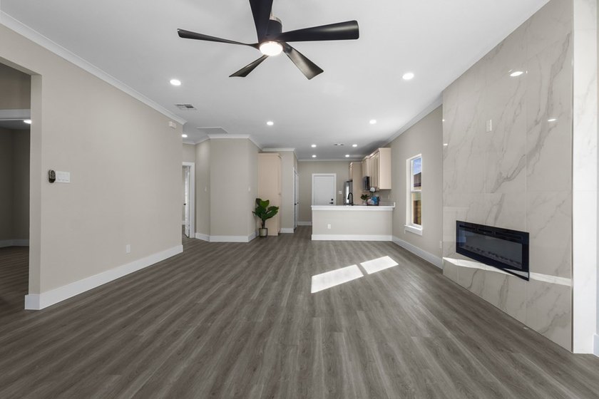 New home built in 2026 in the highly sought-after Mabank ISD - photo 7