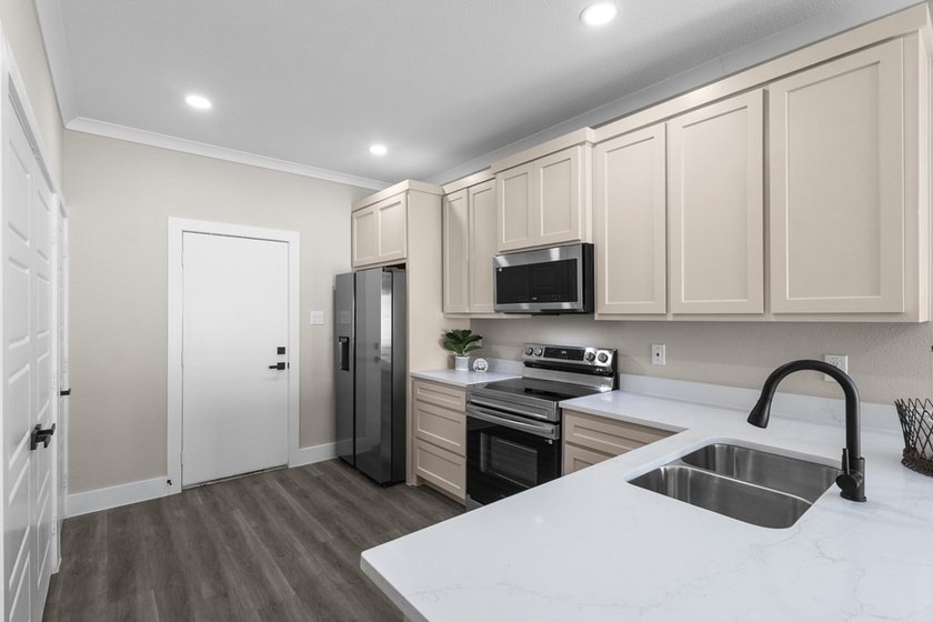 New home built in 2026 in the highly sought-after Mabank ISD - photo 9