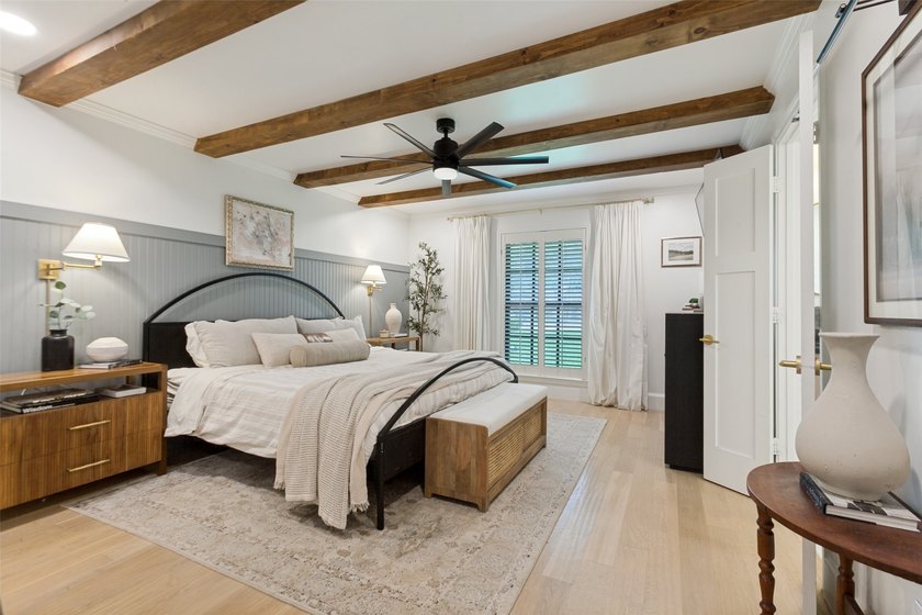 Nestled in the heart of highly sought-after Canyon Creek and - photo 17