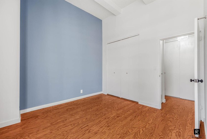 NEW TO MARKET! High above Madison Avenue in the heart of Murray - photo 5