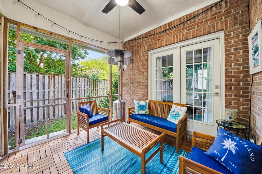 Located on the south end of St. Simons Island, this all-brick - photo 31