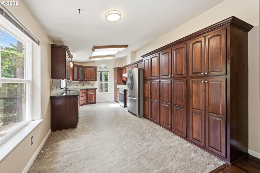 Enjoy peaceful living in desirable **Florentine Estates** with - photo 11