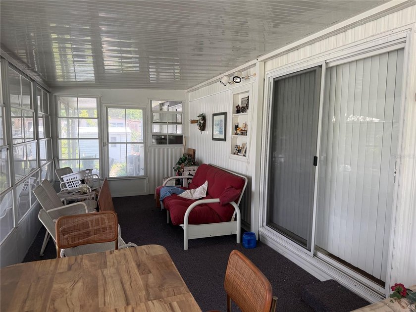-Investor or Handyman special waterfront opportunity on the - photo 5