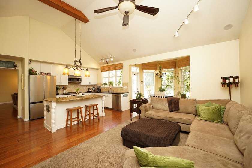 Lovely four-bedroom home situated on a spacious lot in the - photo 27