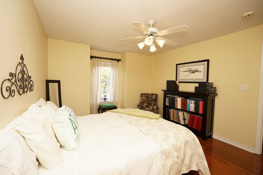Lovely four-bedroom home situated on a spacious lot in the - photo 44