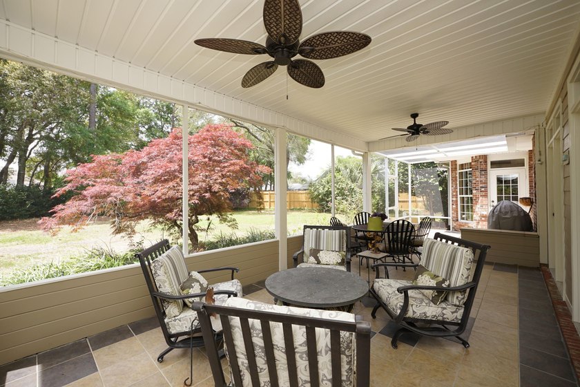 Lovely four-bedroom home situated on a spacious lot in the - photo 49
